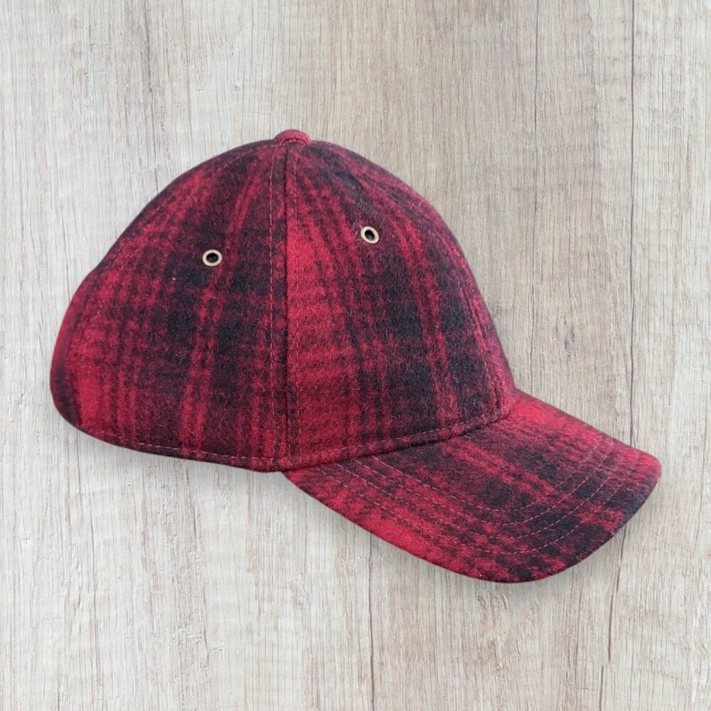 Woolrich Mens Red Black Plaid Wool Sherpa Lined Winter Baseball Hat Cap